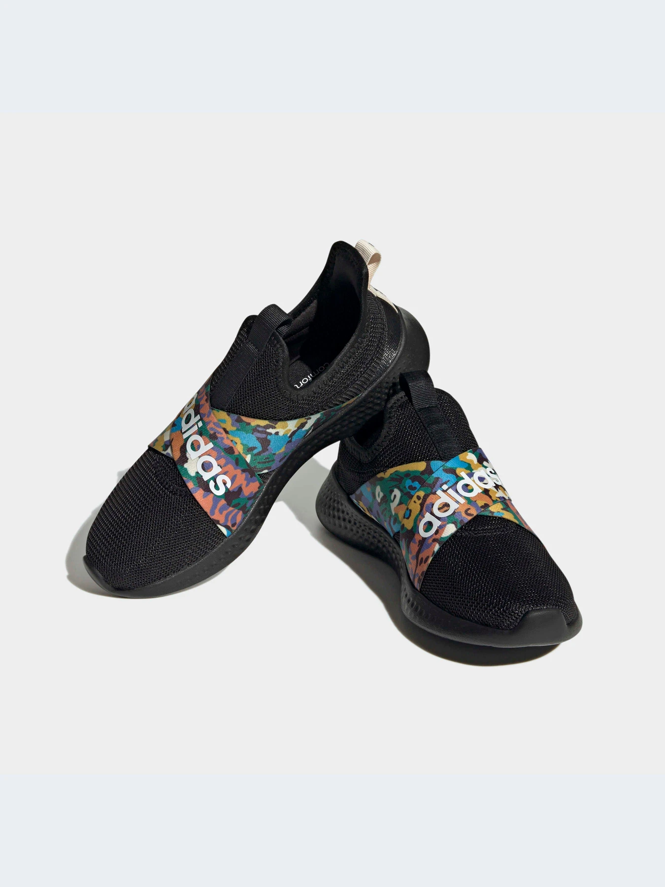 Кроссовки Adidas модель HP6239-KZ Кроссовки Adidas модель HP6239-KZ Фото
