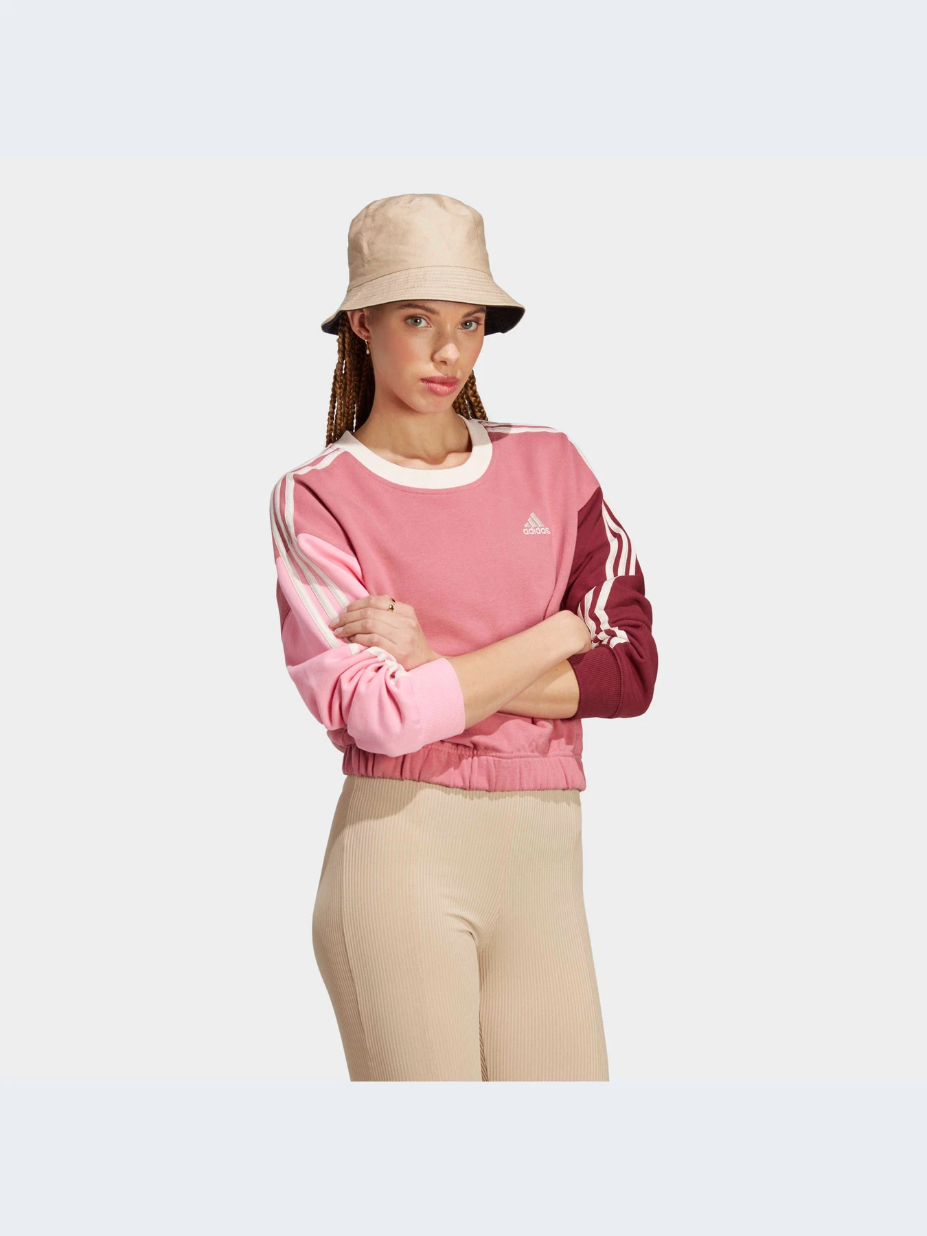 Худи и свитшоты Adidas модель IC9875-KZ Худи и свитшоты Adidas модель IC9875-KZ Фото