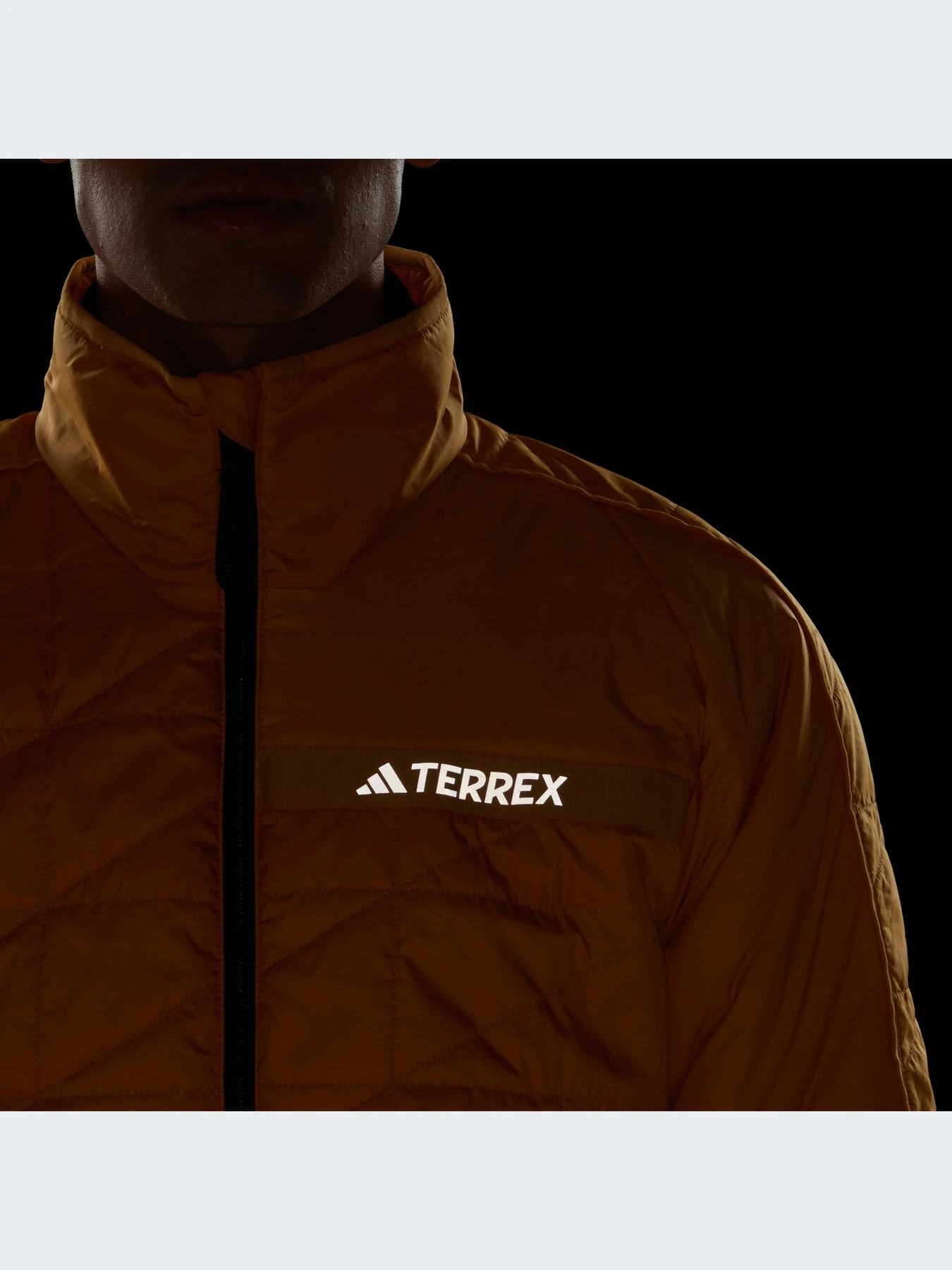 Куртки и дубленки Adidas модель IB1093-KZ Куртки и дубленки Adidas модель IB1093-KZ Фото