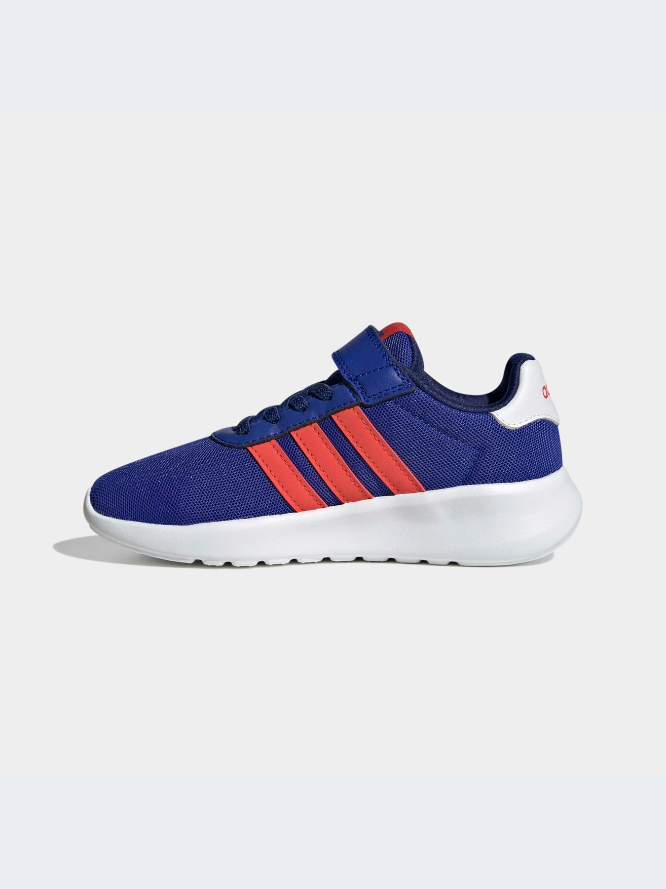 Кроссовки Adidas модель HQ3761-KZ Кроссовки Adidas модель HQ3761-KZ Фото