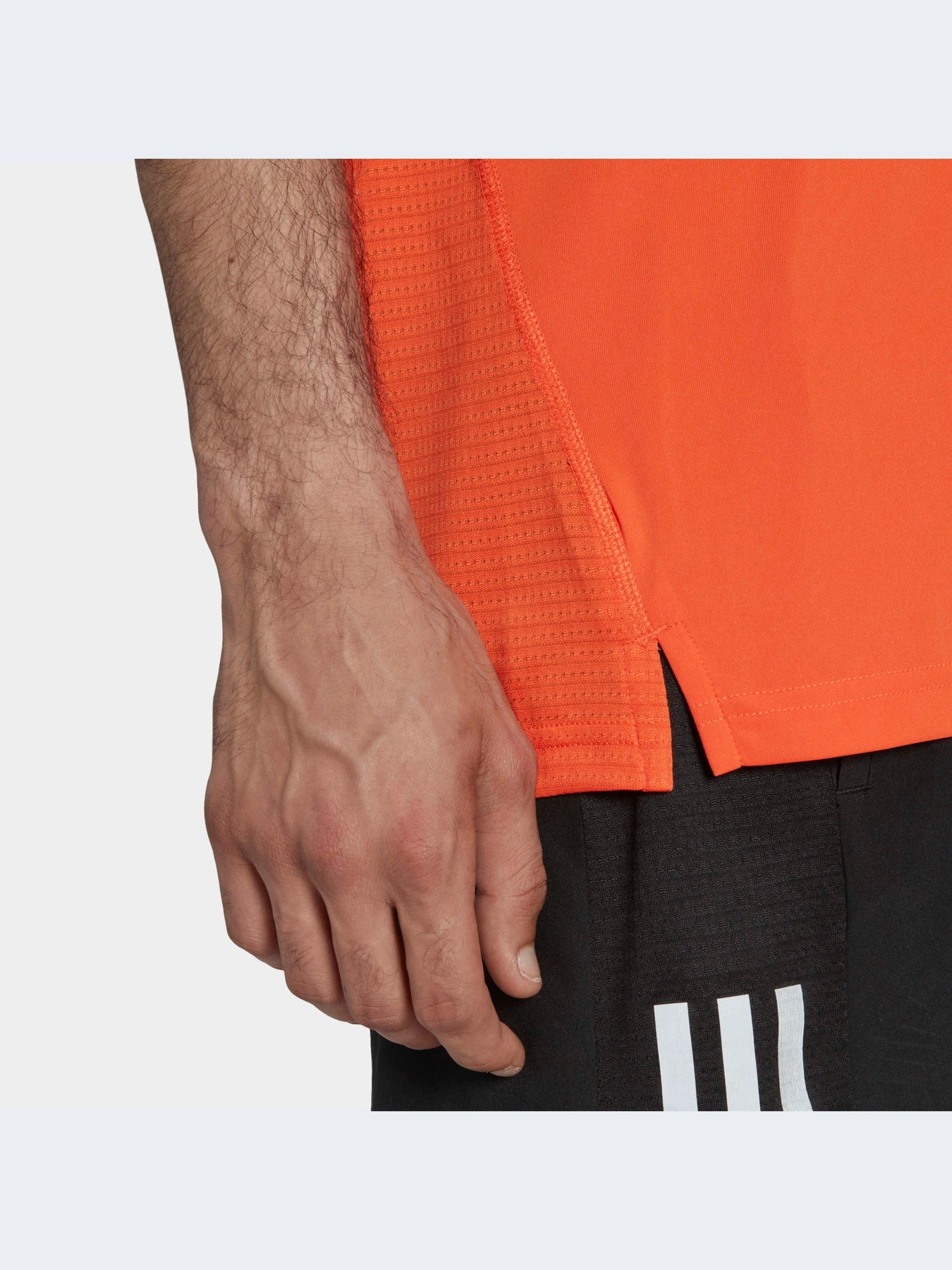 Футболки и поло Adidas модель HL5990-KZ Футболки и поло Adidas модель HL5990-KZ Фото