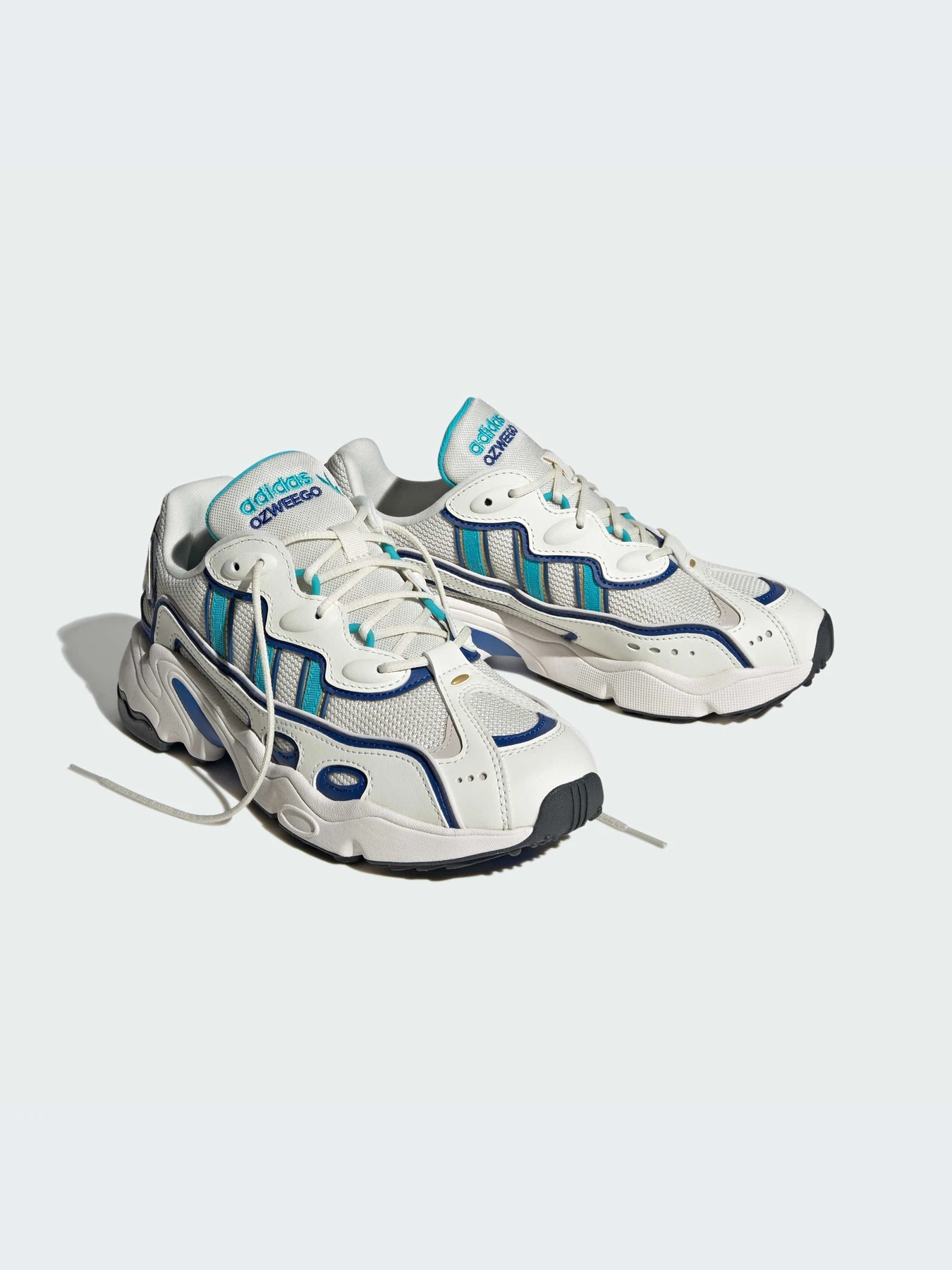 Кроссовки Adidas Ozweego модель IE6999-KZ Кроссовки Adidas Ozweego модель IE6999-KZ Фото