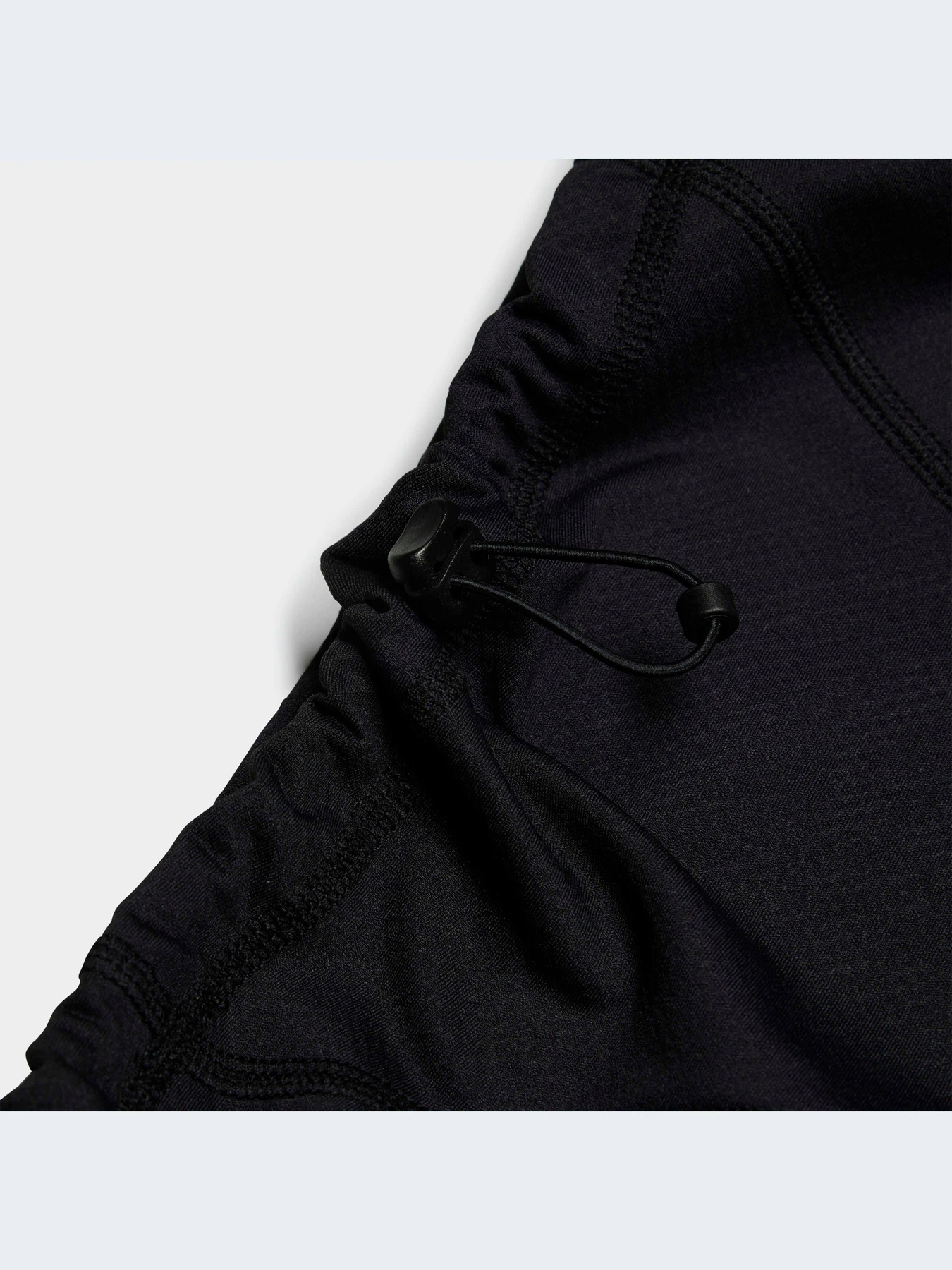 Шарфы и платки Adidas Tiro модель HS9757-KZ Шарфы и платки Adidas Tiro модель HS9757-KZ Фото