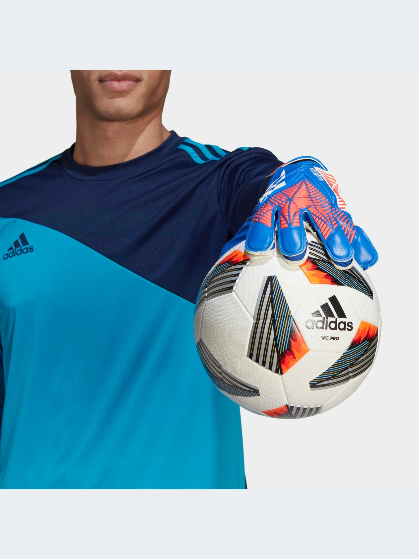 Перчатки для спорта Adidas Predator модель H43741-KZ Перчатки для спорта Adidas Predator модель H43741-KZ Фото