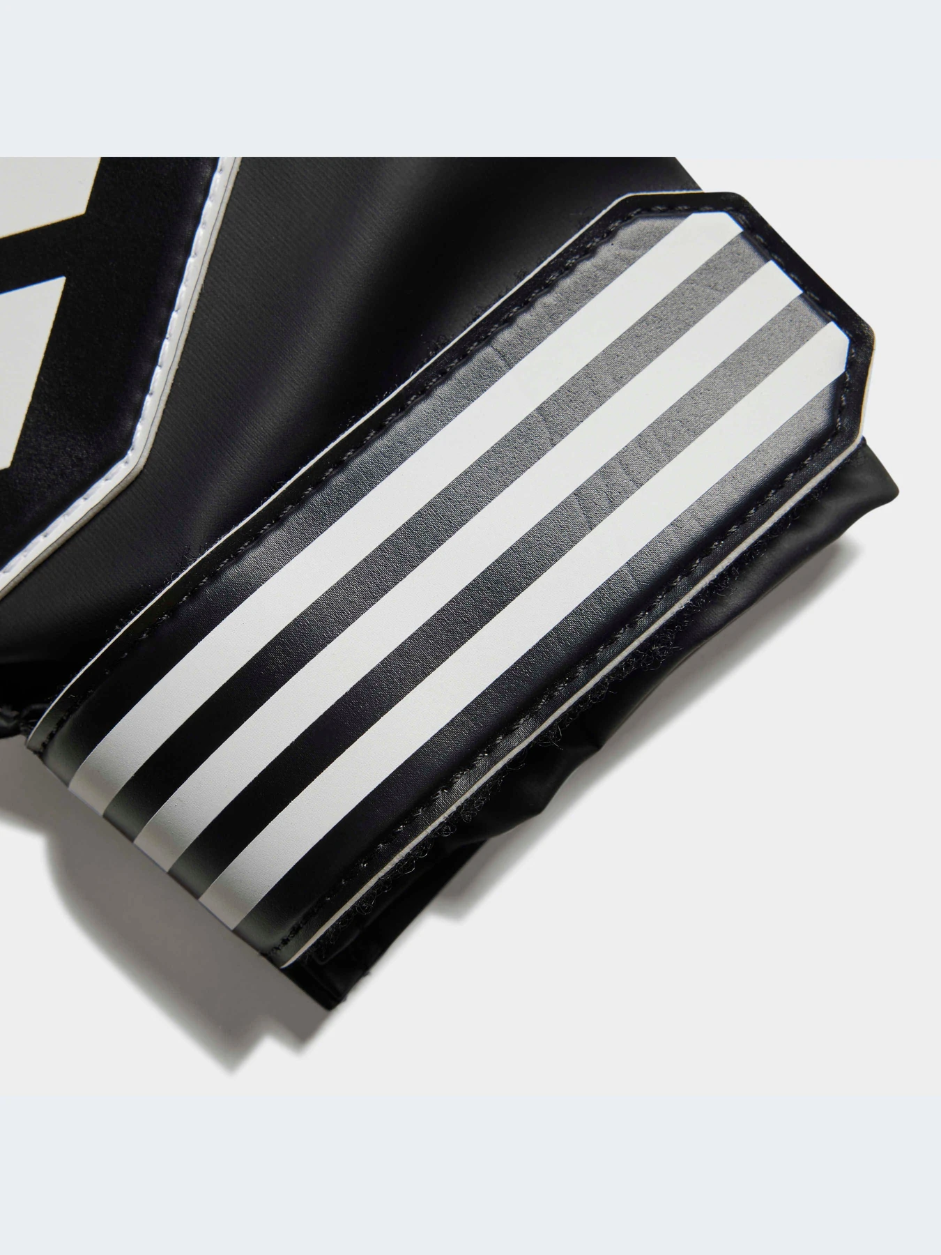 Перчатки для спорта Adidas модель HN5610-KZ Перчатки для спорта Adidas модель HN5610-KZ Фото