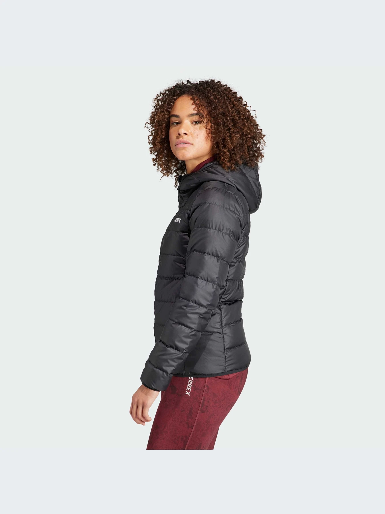 Куртки и дубленки Adidas модель IP6034-KZ Куртки и дубленки Adidas модель IP6034-KZ Фото