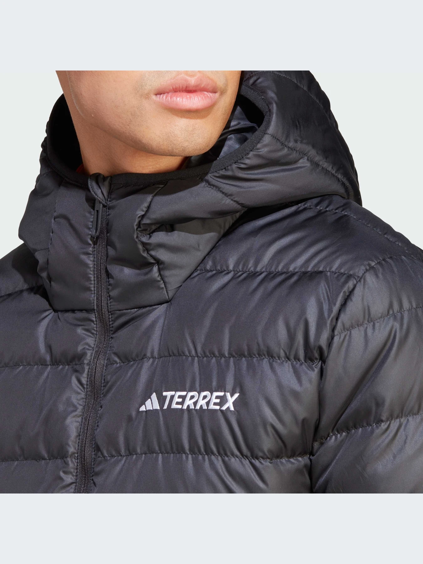 Куртки и дубленки Adidas модель IP6038-KZ Куртки и дубленки Adidas модель IP6038-KZ Фото