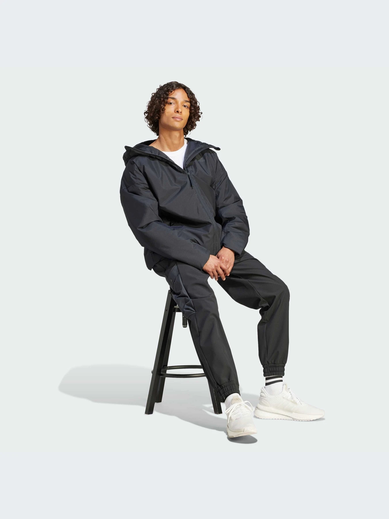 Куртки и дубленки Adidas модель IK3136-KZ Куртки и дубленки Adidas модель IK3136-KZ Фото
