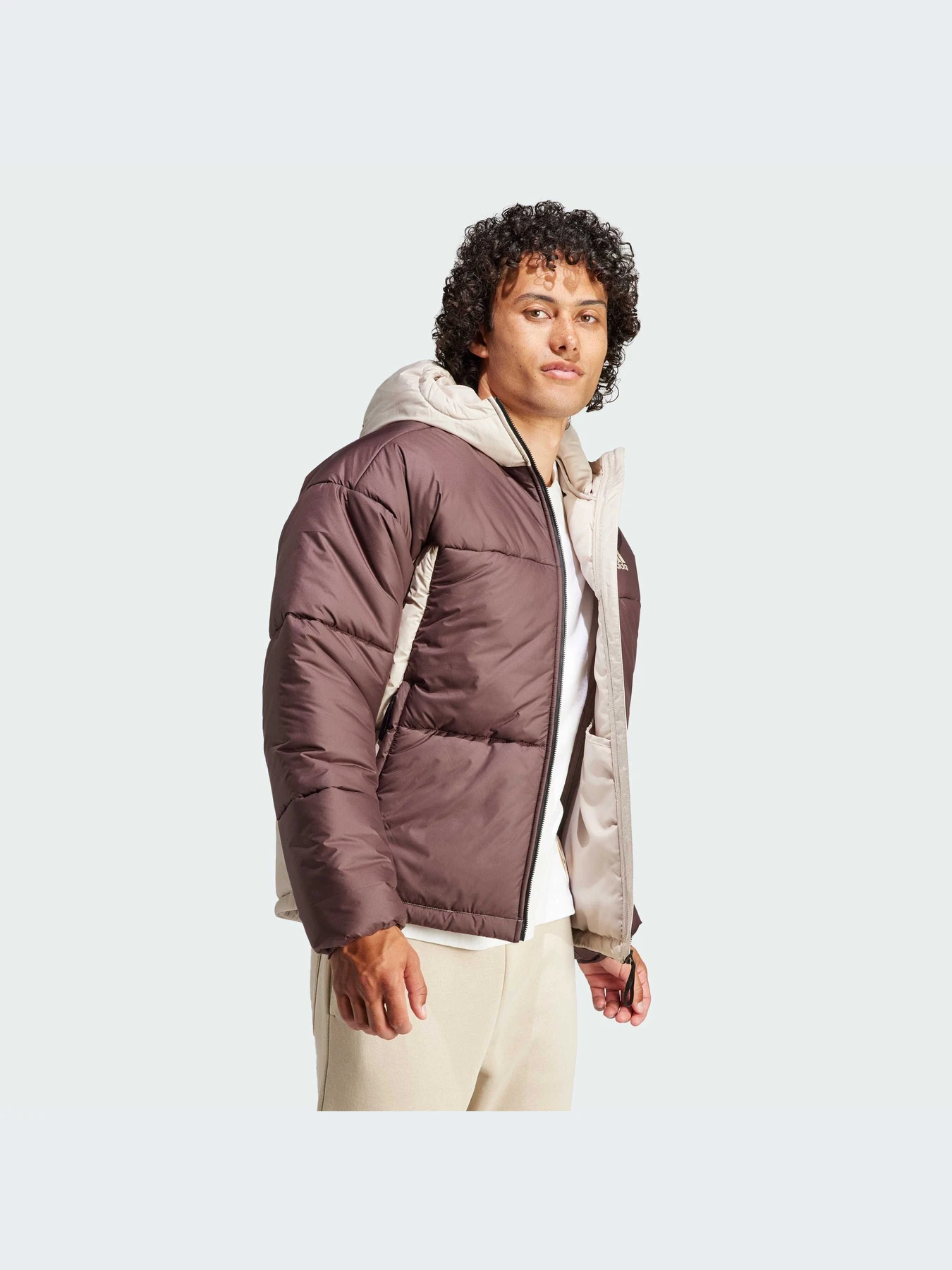 Куртки и дубленки Adidas 3 Stripes модель IK0519-KZ Куртки и дубленки Adidas 3 Stripes модель IK0519-KZ Фото