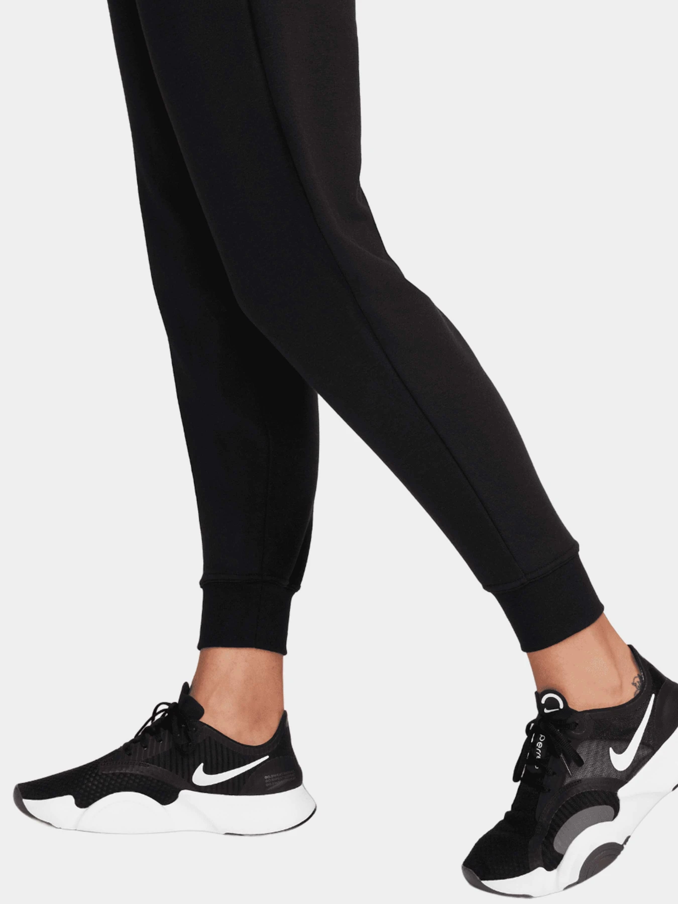 Брюки NIKE модель FB5434-010 Брюки NIKE модель FB5434-010 Фото