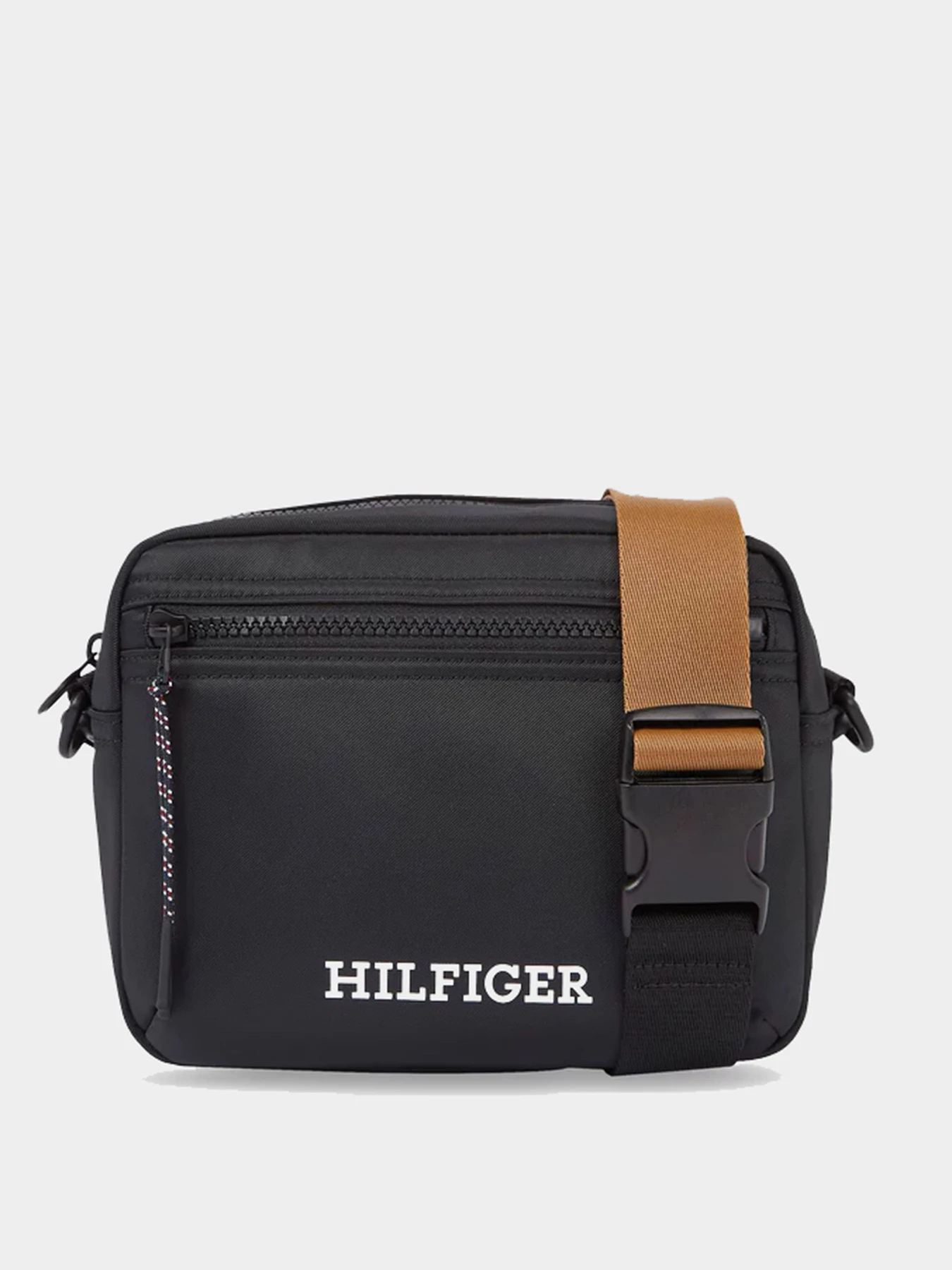Сумки Tommy Hilfiger модель AM0AM11546-BDS Сумки Tommy Hilfiger модель AM0AM11546-BDS Фото