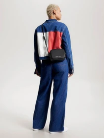 Сумки Tommy Hilfiger модель AW0AW15420-BDS Фото