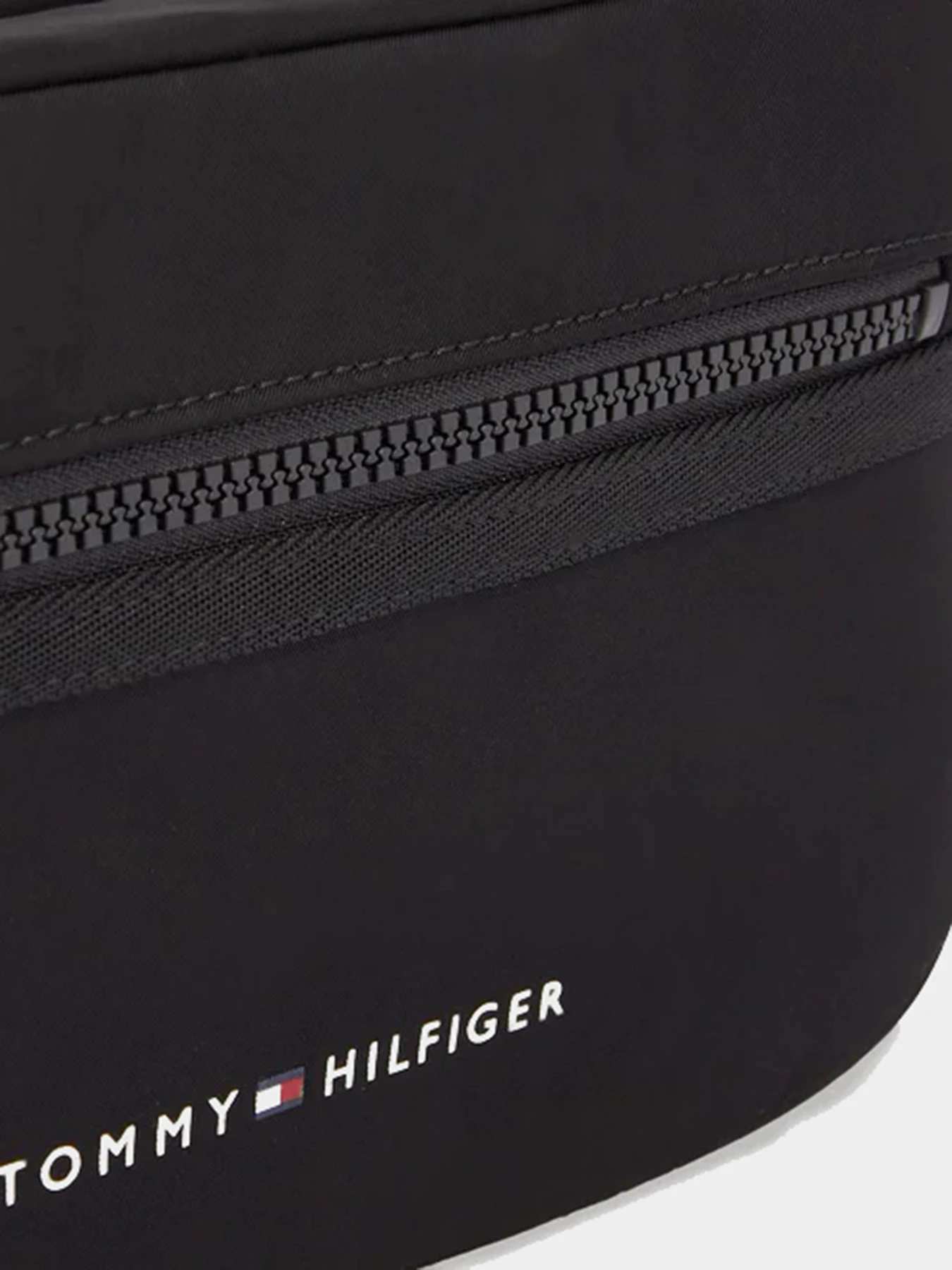 Сумки Tommy Hilfiger модель AM0AM11548-BDS Сумки Tommy Hilfiger модель AM0AM11548-BDS Фото