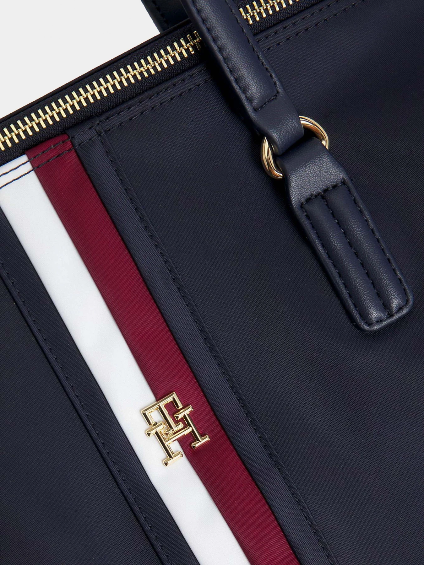 Сумки Tommy Hilfiger модель AW0AW15896-DW6 Сумки Tommy Hilfiger модель AW0AW15896-DW6 Фото