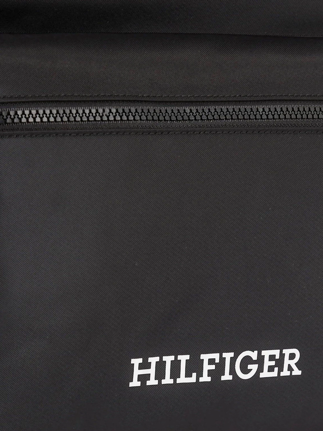 Рюкзаки Tommy Hilfiger модель AM0AM12112-BDS Рюкзаки Tommy Hilfiger модель AM0AM12112-BDS Фото