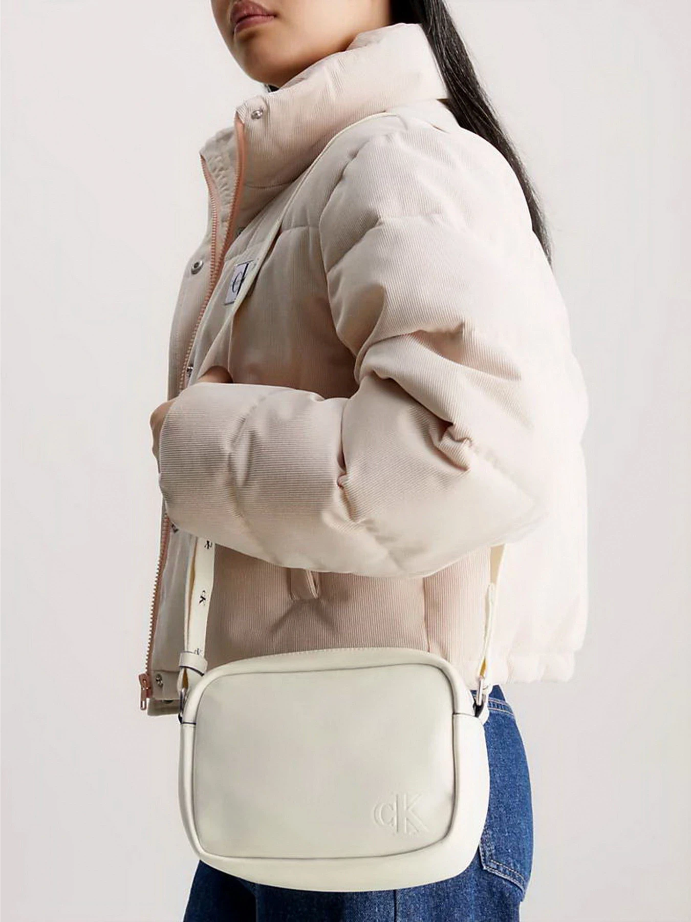 Сумки Calvin Klein модель K60K610326-YBI Сумки Calvin Klein модель K60K610326-YBI Фото