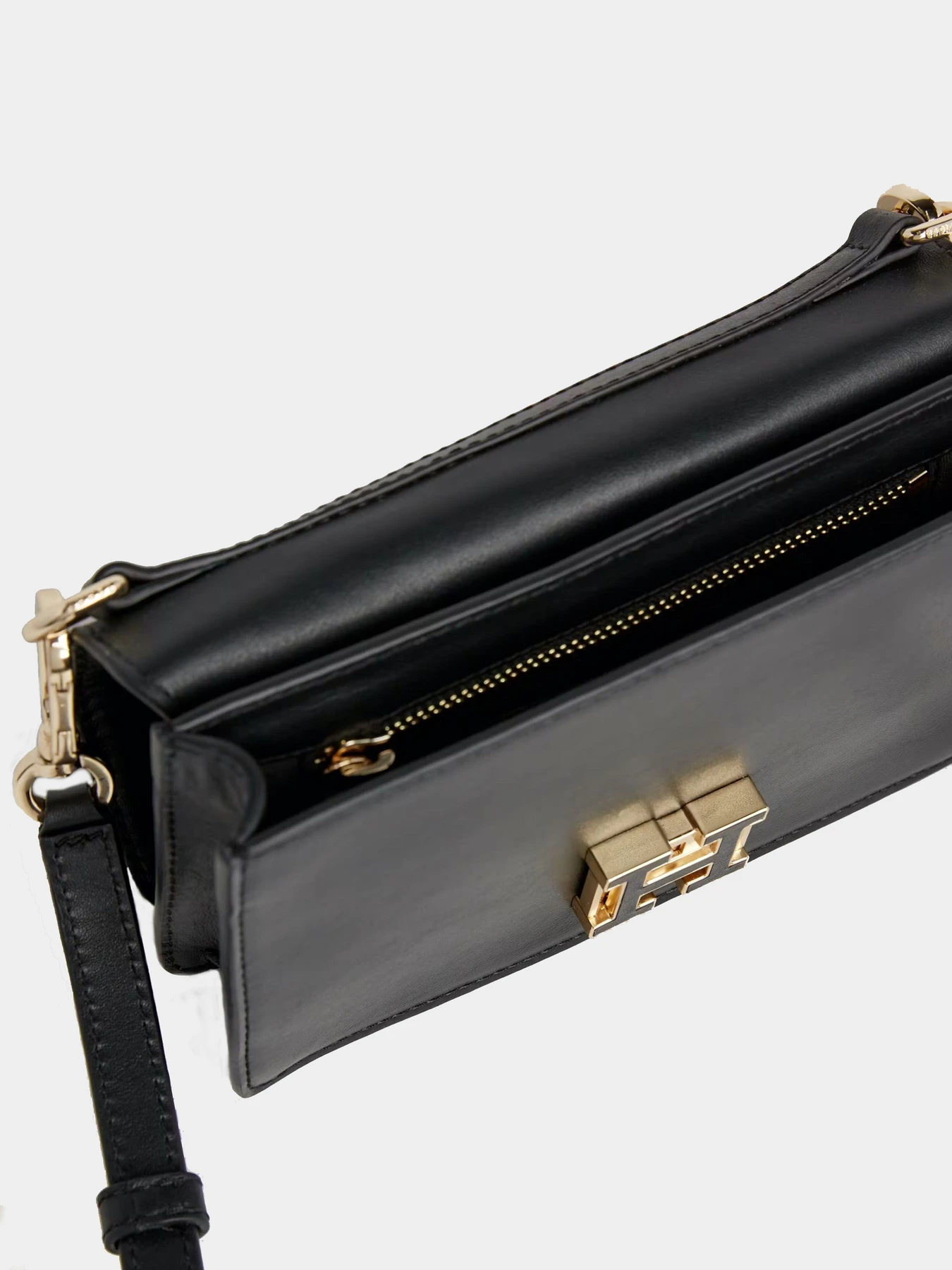 Сумки Tommy Hilfiger модель AW0AW15227-BDS Фото