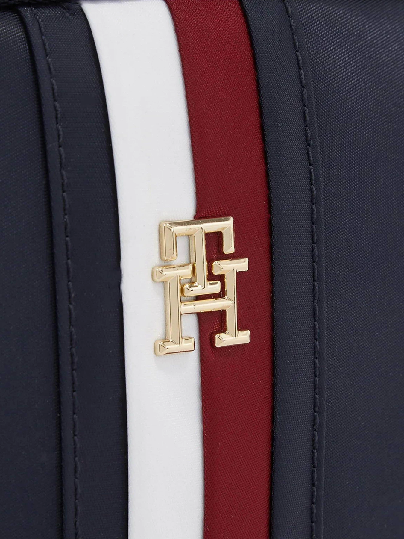 Сумки Tommy Hilfiger модель AW0AW15893-DW6 Сумки Tommy Hilfiger модель AW0AW15893-DW6 Фото