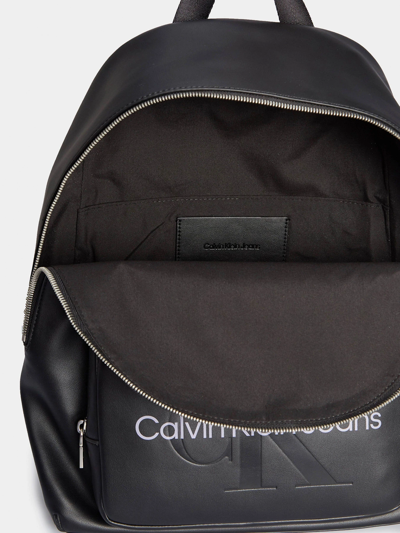 Рюкзаки Calvin Klein модель K60K608375-01F Рюкзаки Calvin Klein модель K60K608375-01F Фото