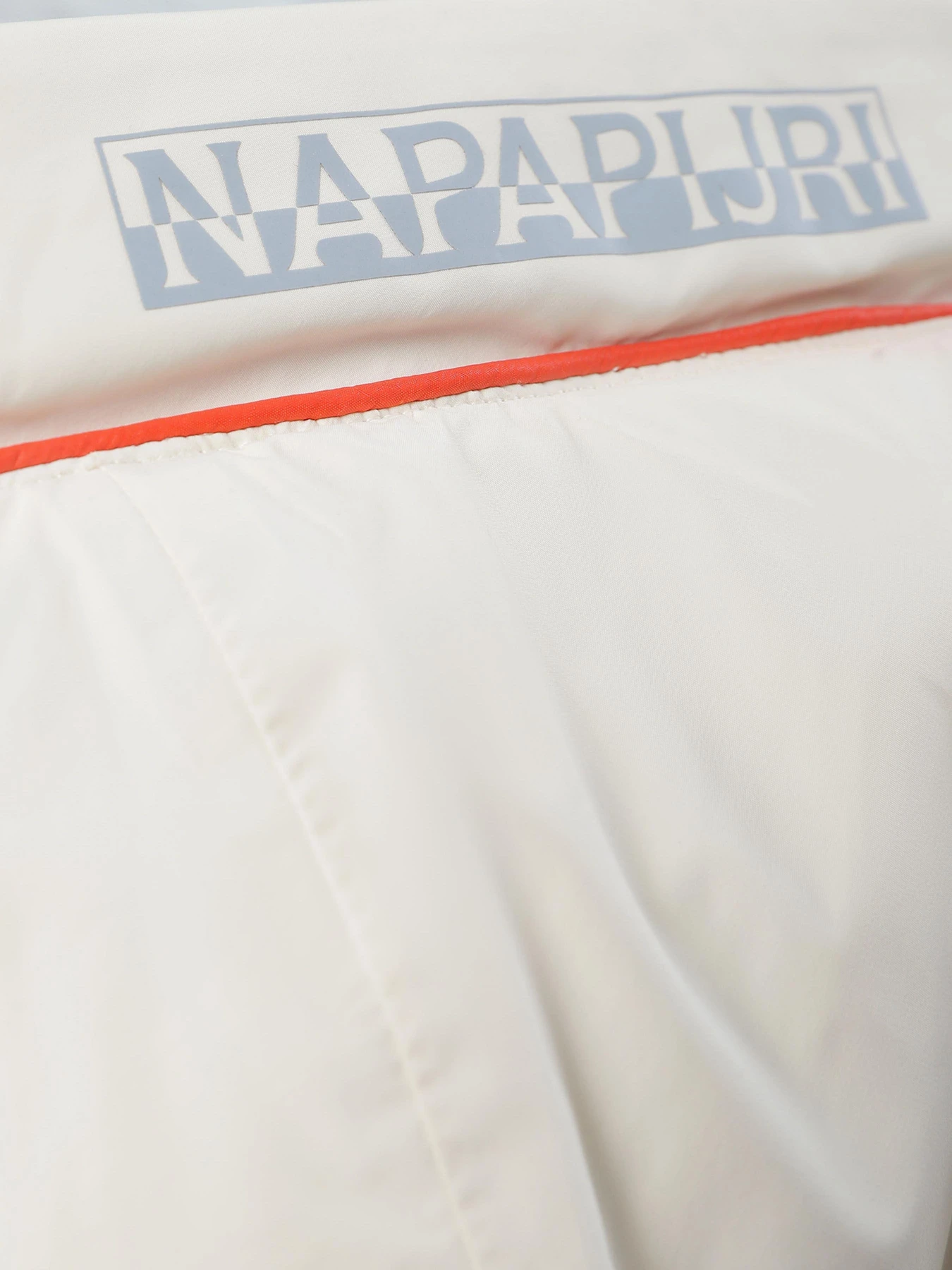 Куртки и дубленки Napapijri модель NP0A4HCJN1A1 Куртки и дубленки Napapijri модель NP0A4HCJN1A1 Фото