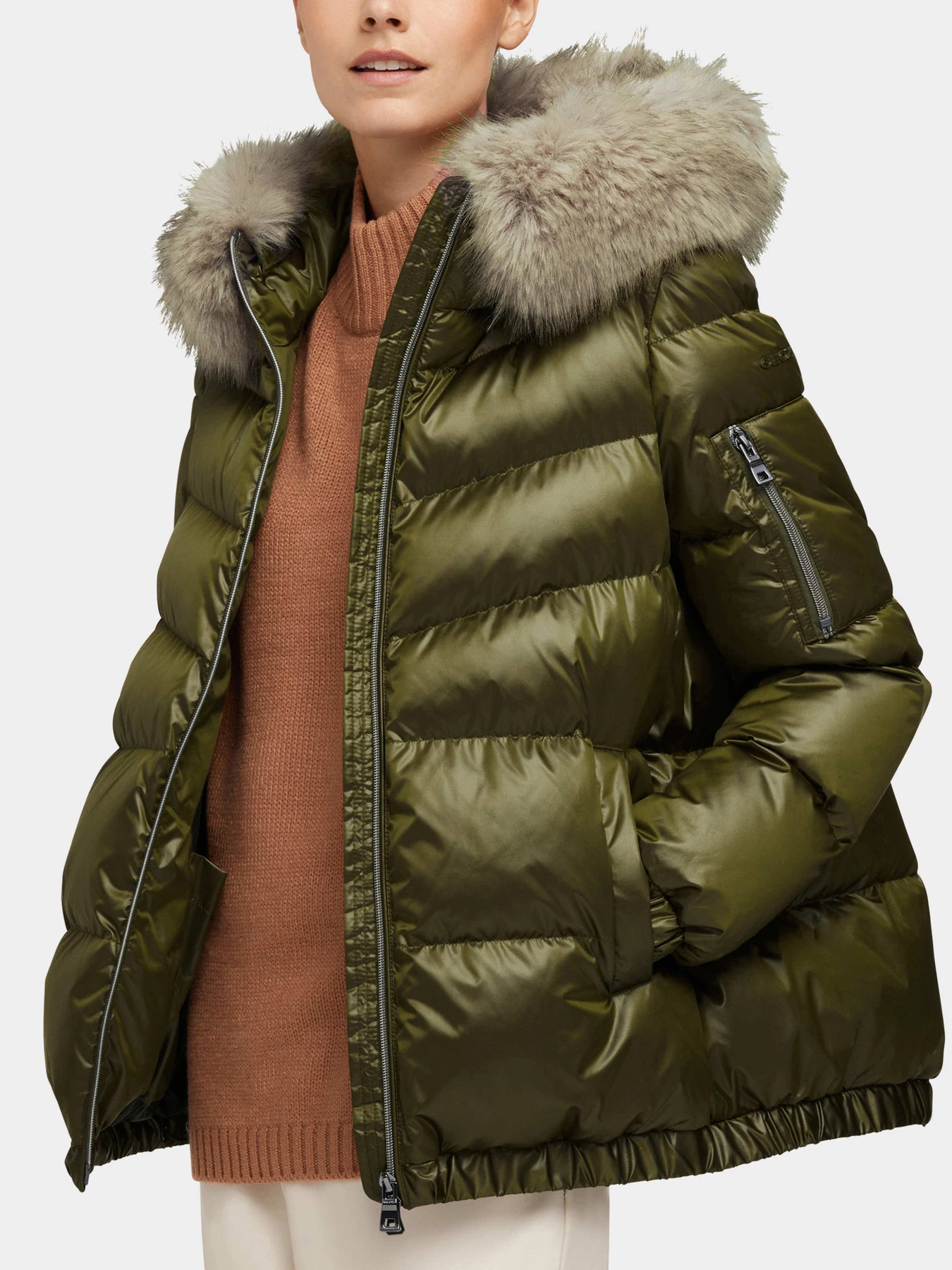 Куртки и дубленки Geox модель W3628S-T3013-F3420 Куртки и дубленки Geox модель W3628S-T3013-F3420 Фото