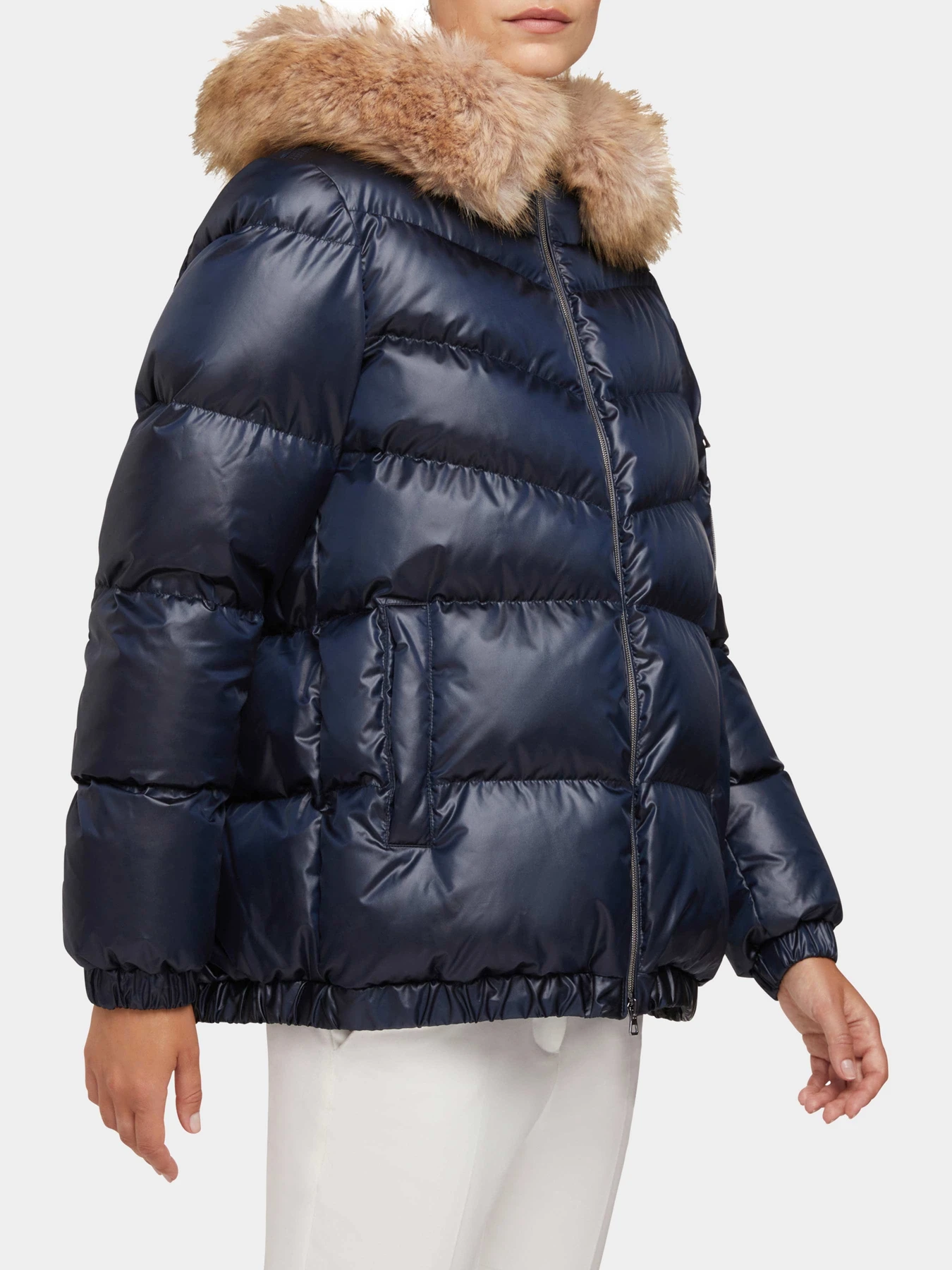 Куртки и дубленки Geox модель W3628S-T3013-F1624 Куртки и дубленки Geox модель W3628S-T3013-F1624 Фото
