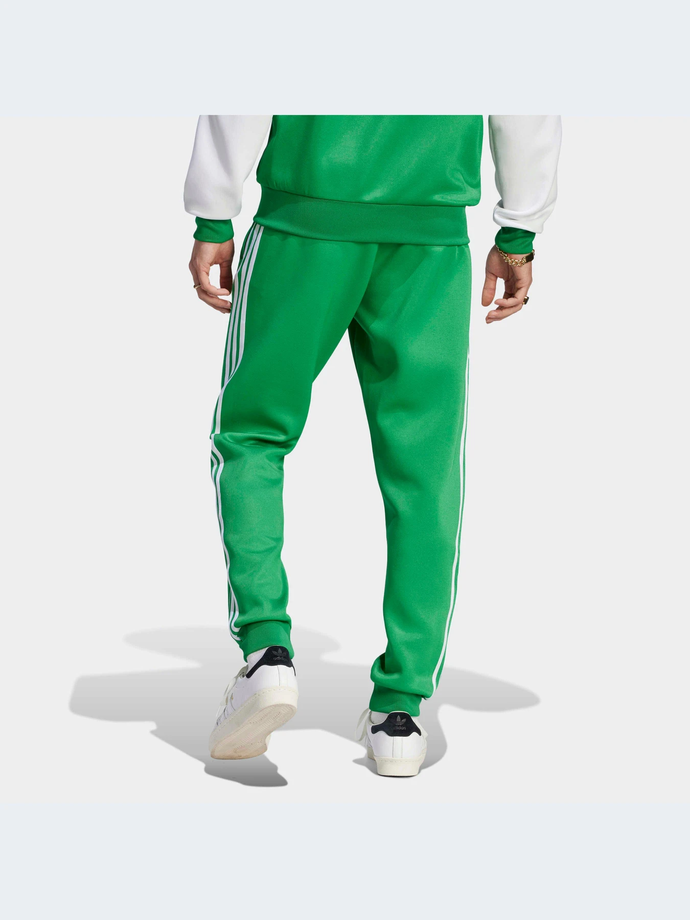 Брюки Adidas Superstar модель IJ6999-KZ Брюки Adidas Superstar модель IJ6999-KZ Фото