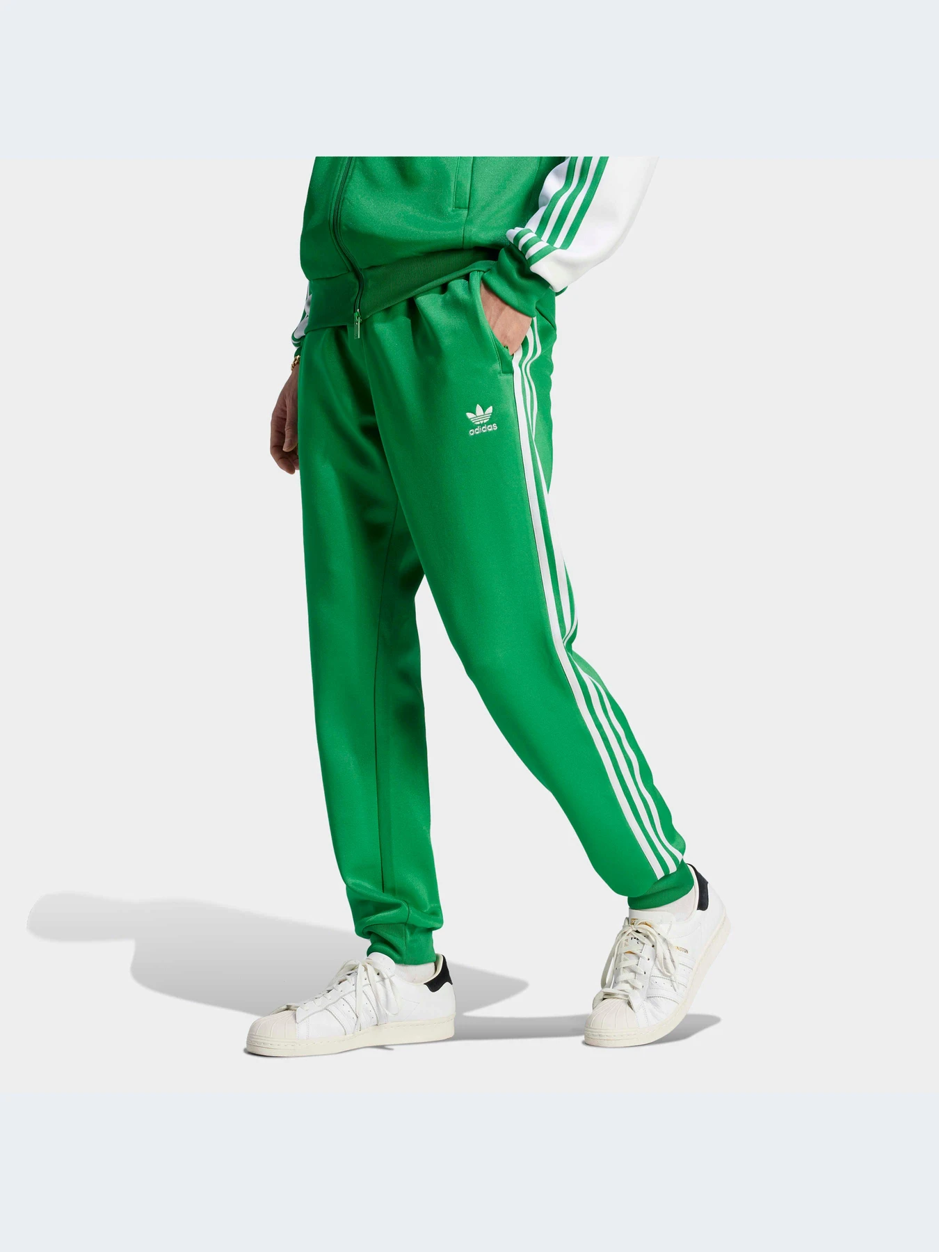 Брюки Adidas Superstar модель IJ6999-KZ Брюки Adidas Superstar модель IJ6999-KZ Фото