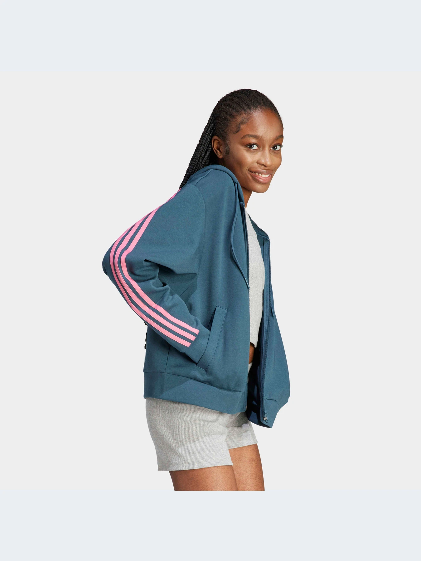 Худи и свитшоты Adidas Icons модель IL3048-KZ Худи и свитшоты Adidas Icons модель IL3048-KZ Фото