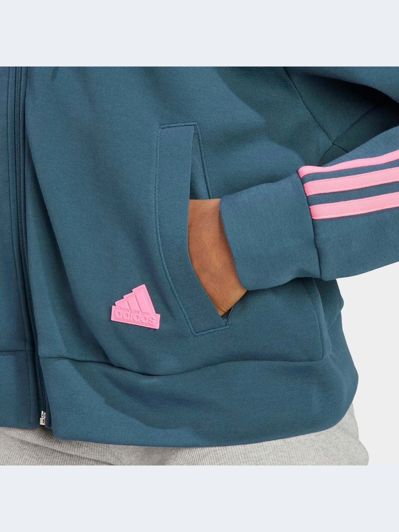 Худи и свитшоты Adidas Icons модель IL3048-KZ Худи и свитшоты Adidas Icons модель IL3048-KZ Фото