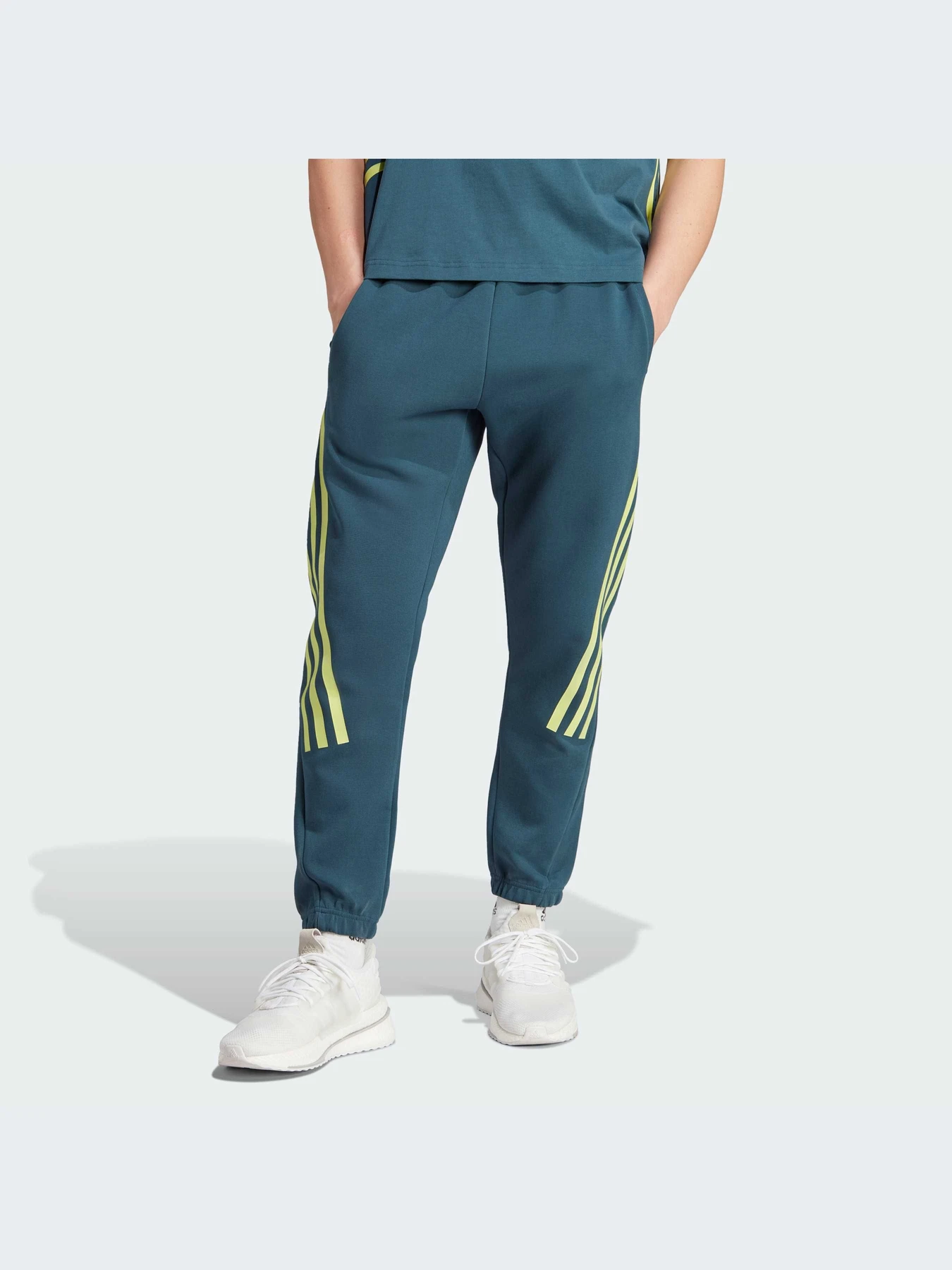 Брюки Adidas Icons модель IJ6372-KZ Брюки Adidas Icons модель IJ6372-KZ Фото