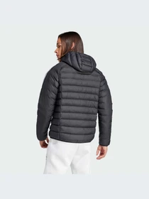 Куртки и дубленки Adidas модель IL2563-KZ Фото