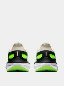 Кроссовки NIKE модель DJ7883-100 Фото