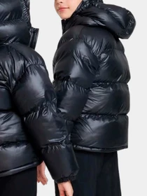 Куртки и дубленки NIKE модель FD2846-011 Фото