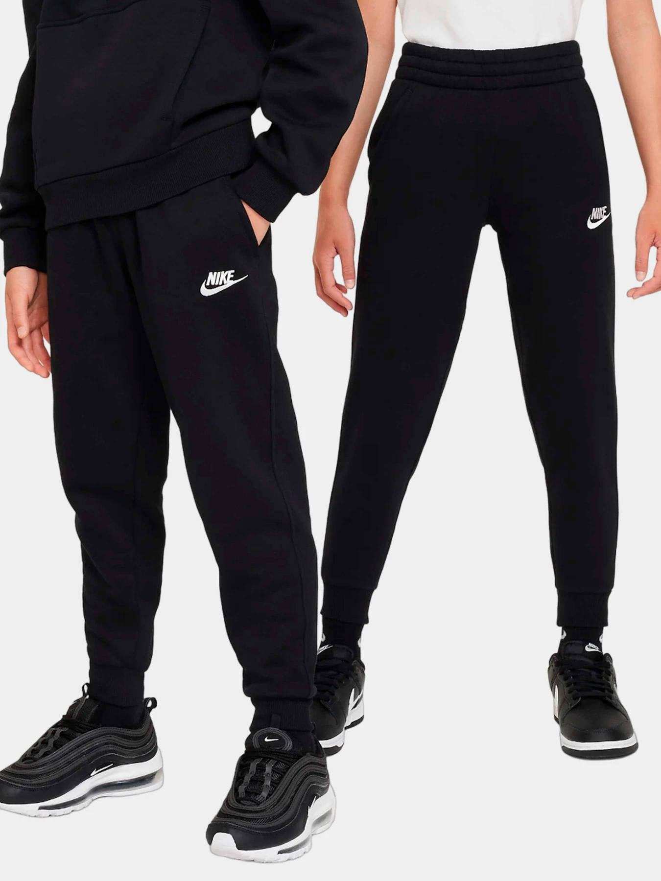 Брюки NIKE модель FD3008-010 Брюки NIKE модель FD3008-010 Фото