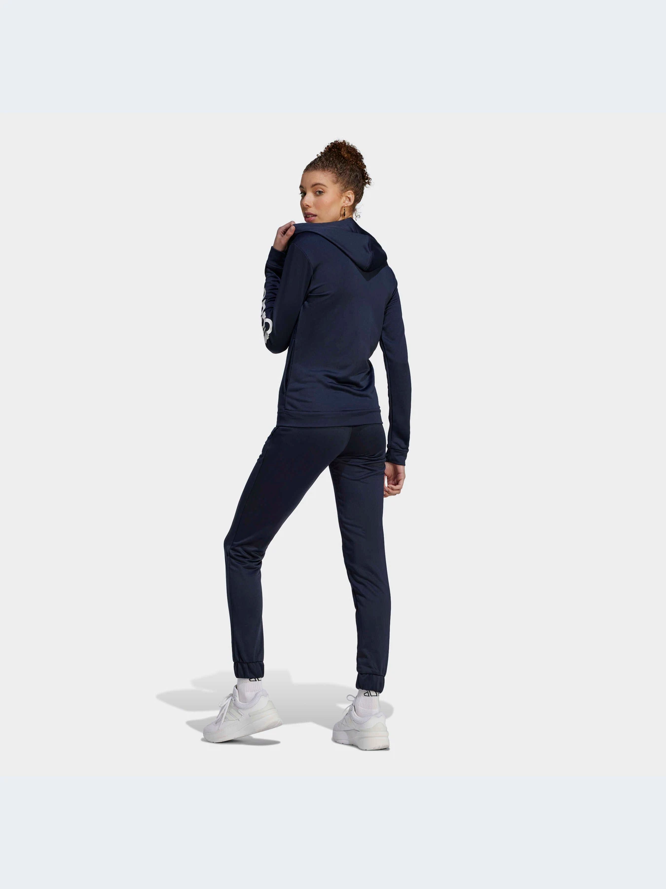 Костюмы Adidas модель IC3431-KZ Костюмы Adidas модель IC3431-KZ Фото