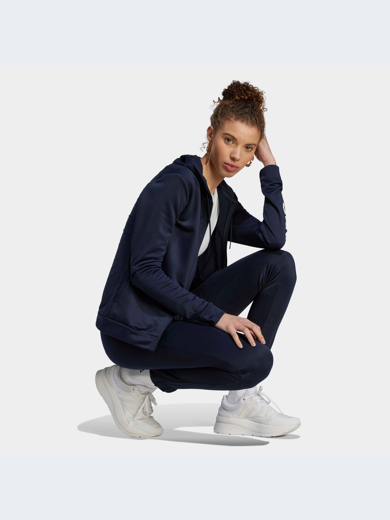 Костюмы Adidas модель IC3431-KZ Костюмы Adidas модель IC3431-KZ Фото