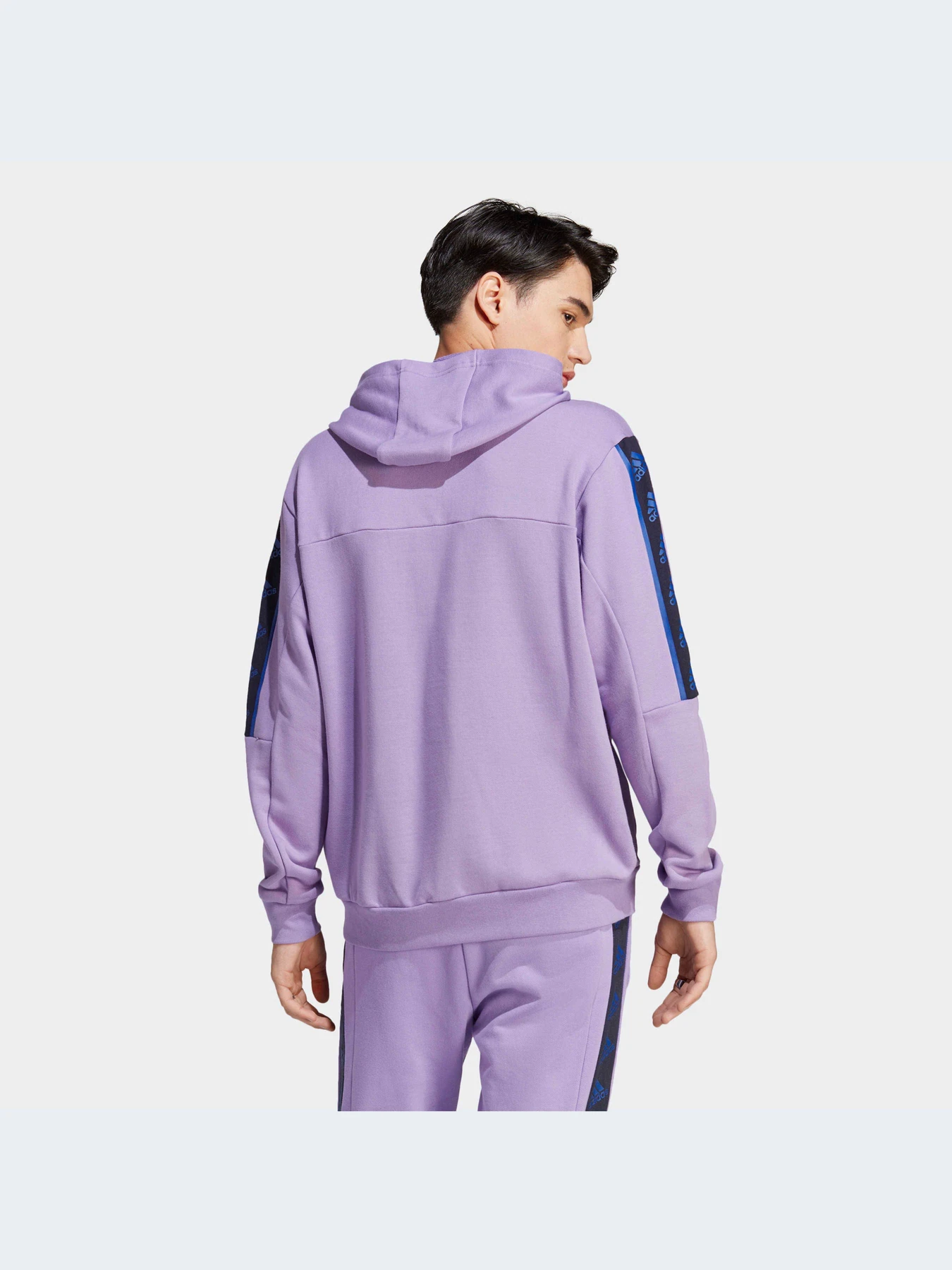 Худи и свитшоты Adidas модель IC6792-KZ Худи и свитшоты Adidas модель IC6792-KZ Фото