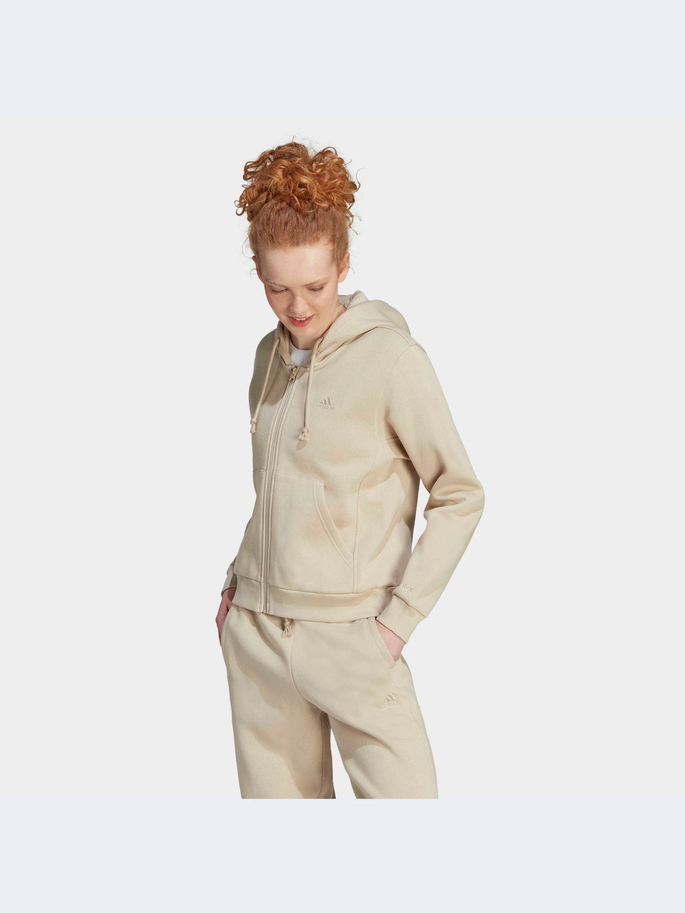 Худи и свитшоты Adidas модель IM0313-KZ Худи и свитшоты Adidas модель IM0313-KZ Фото