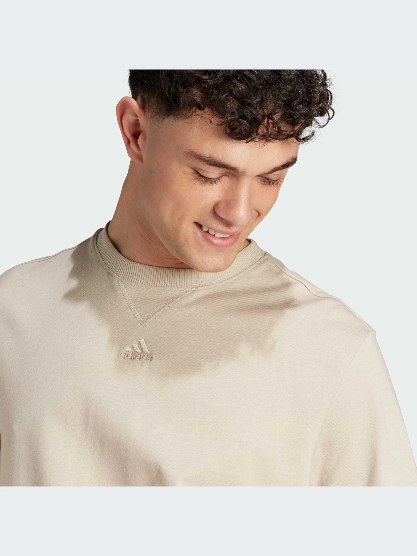 Футболки и поло Adidas модель IL9019-KZ Футболки и поло Adidas модель IL9019-KZ Фото