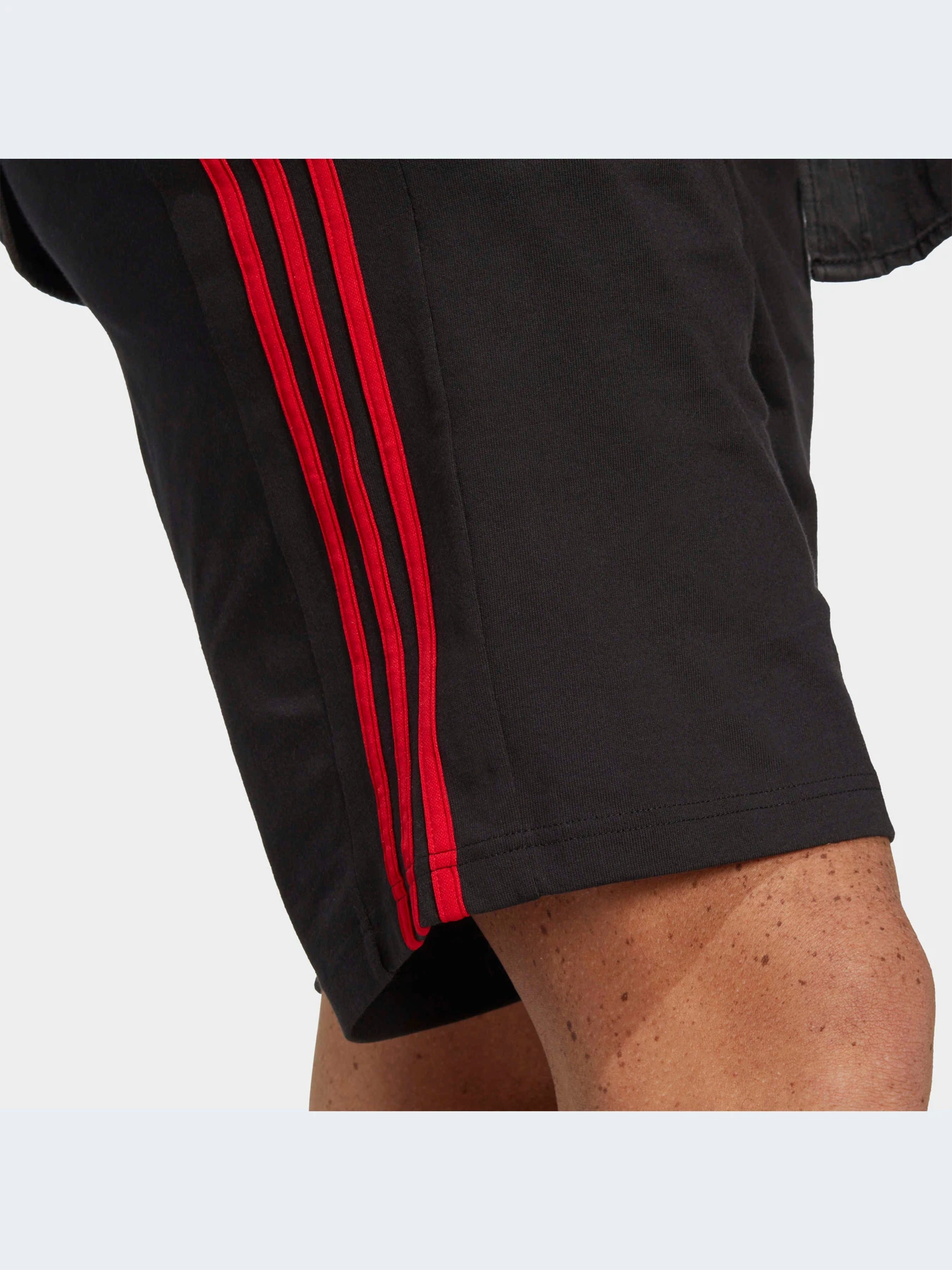 Шорты Adidas модель IC9388-KZ Шорты Adidas модель IC9388-KZ Фото