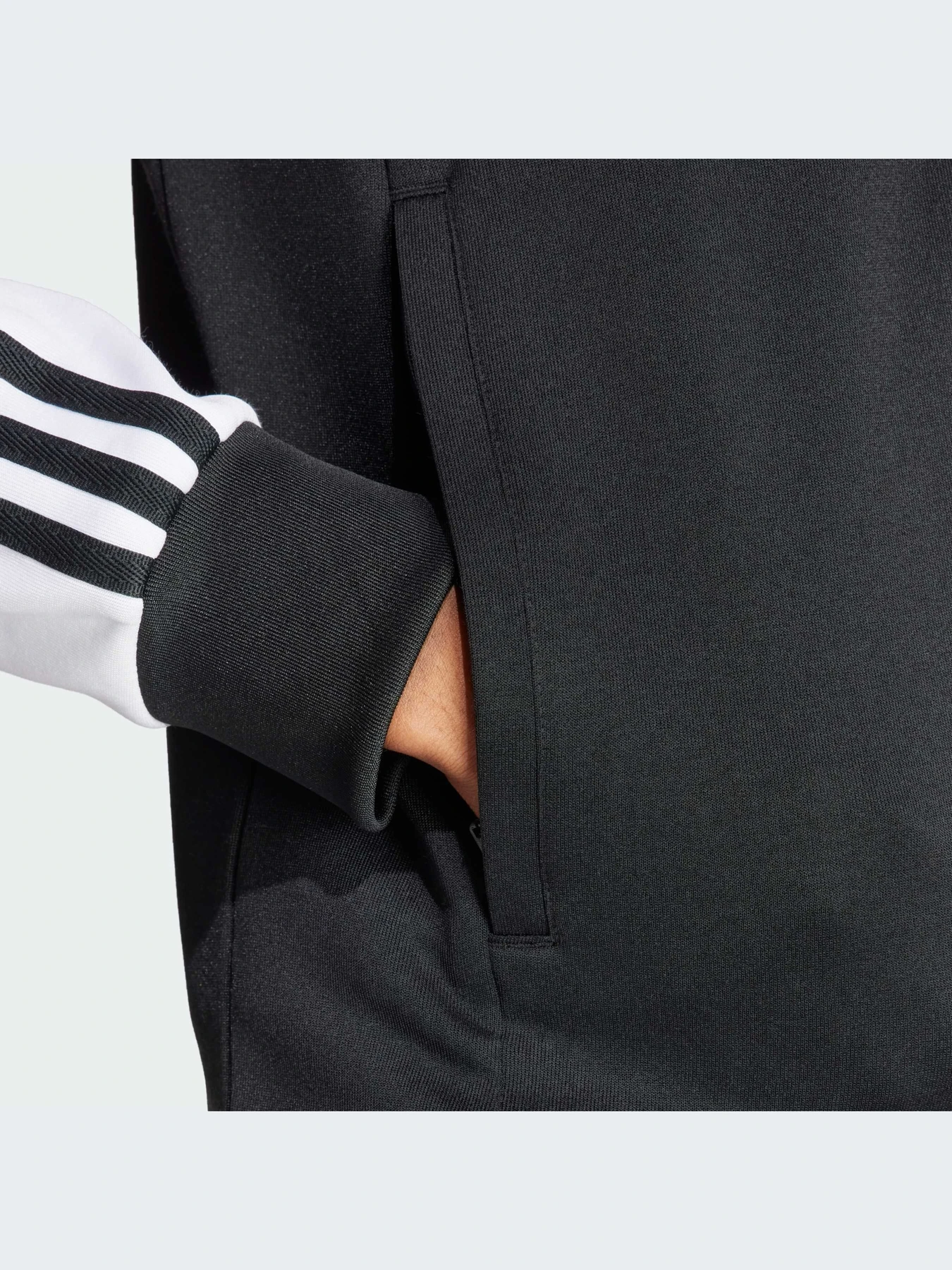 Худи и свитшоты Adidas Superstar модель IK7025-KZ Худи и свитшоты Adidas Superstar модель IK7025-KZ Фото