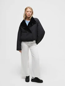 Куртки и дубленки Emporio Armani модель 6R2B87-2NFPZ-0999 Фото