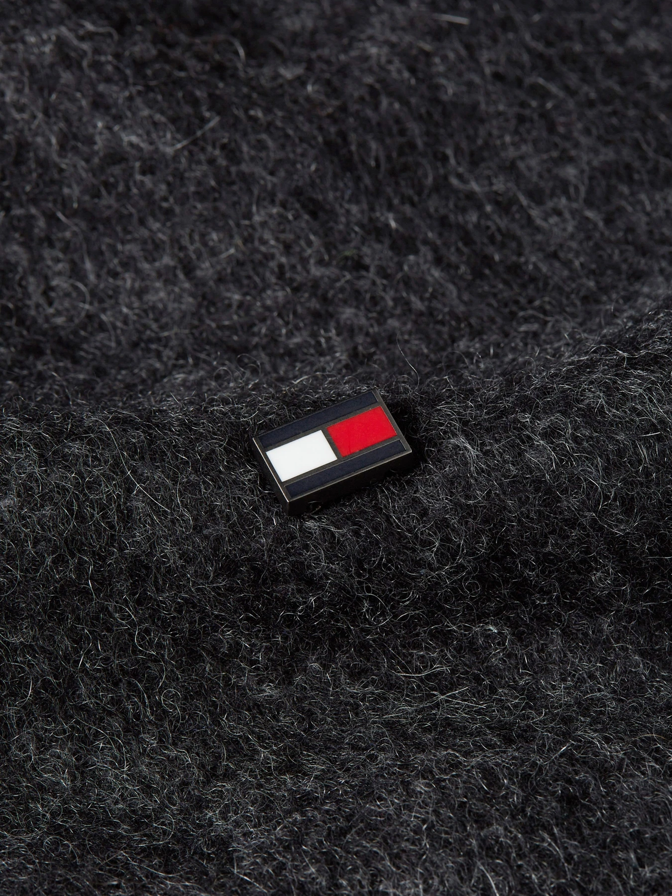 Шарфы и платки Tommy Hilfiger модель AM0AM11509-BDS Шарфы и платки Tommy Hilfiger модель AM0AM11509-BDS Фото