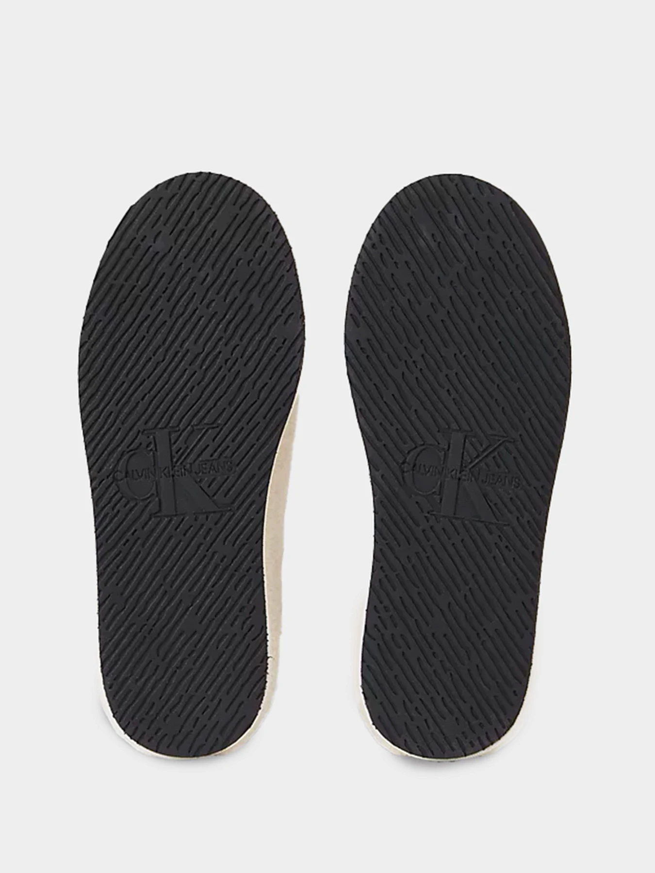 Тапки Calvin Klein модель YW0YW01157-0LA Тапки Calvin Klein модель YW0YW01157-0LA Фото