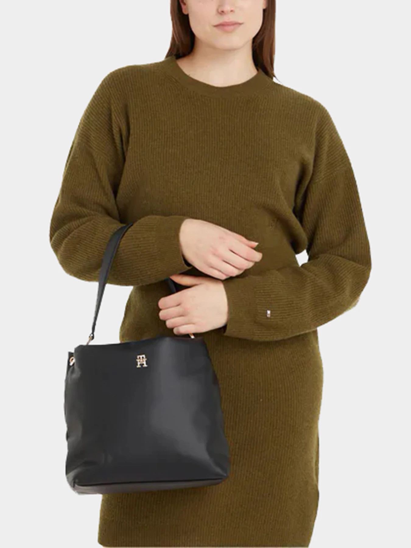 Сумки Tommy Hilfiger модель AW0AW15878-BDS Сумки Tommy Hilfiger модель AW0AW15878-BDS Фото