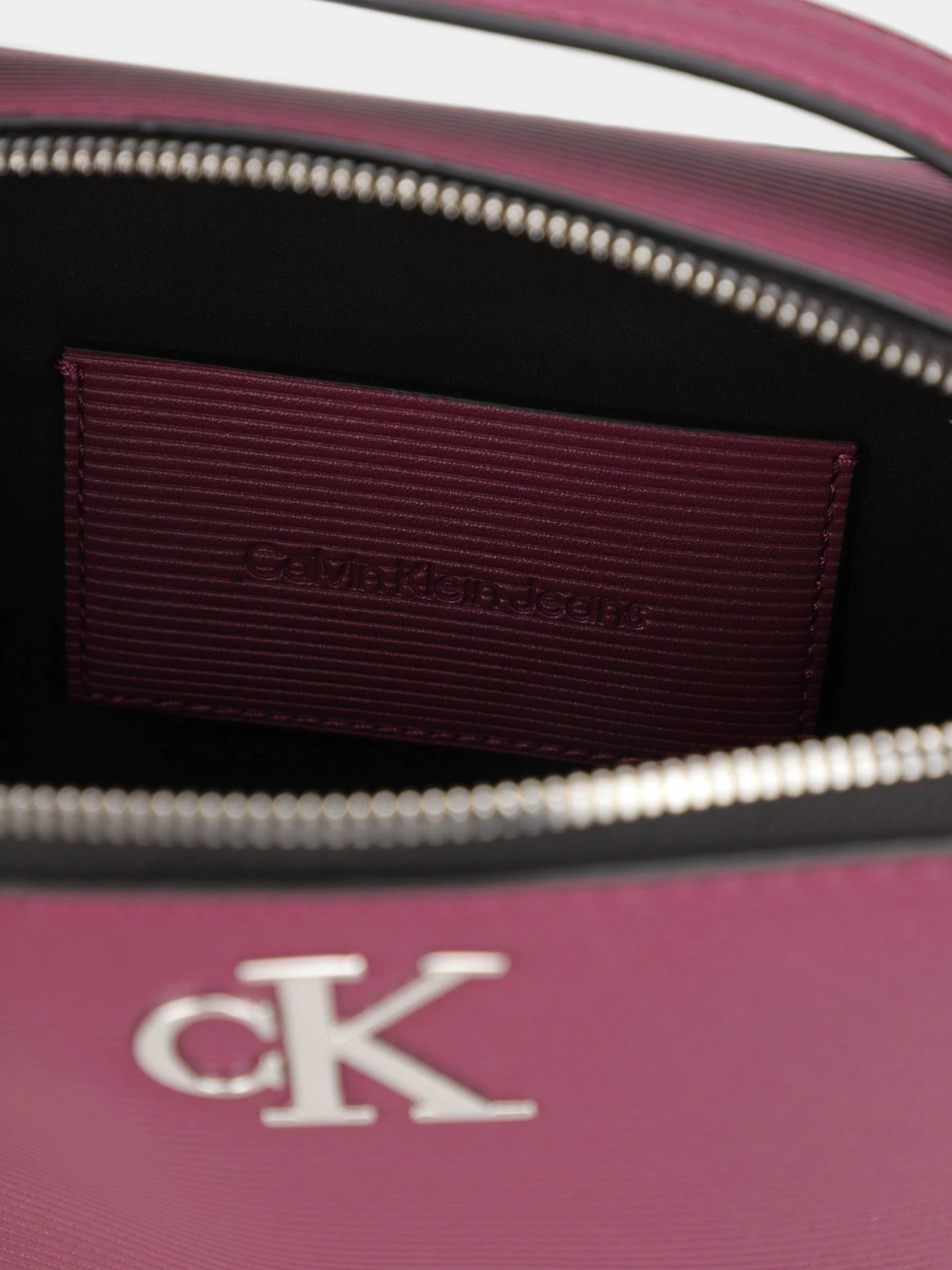 Сумки Calvin Klein модель K60K611222-VAC Сумки Calvin Klein модель K60K611222-VAC Фото