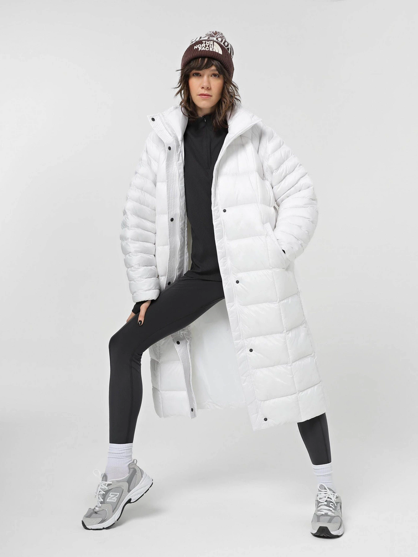 Куртки и дубленки NIKE модель FB7670-100 Куртки и дубленки NIKE модель FB7670-100 Фото