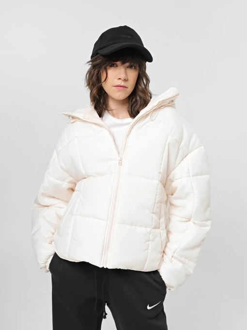 Куртки и дубленки NIKE модель FB7672-838 Фото