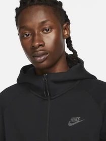 Худи и свитшоты NIKE модель FB7921-010 Фото